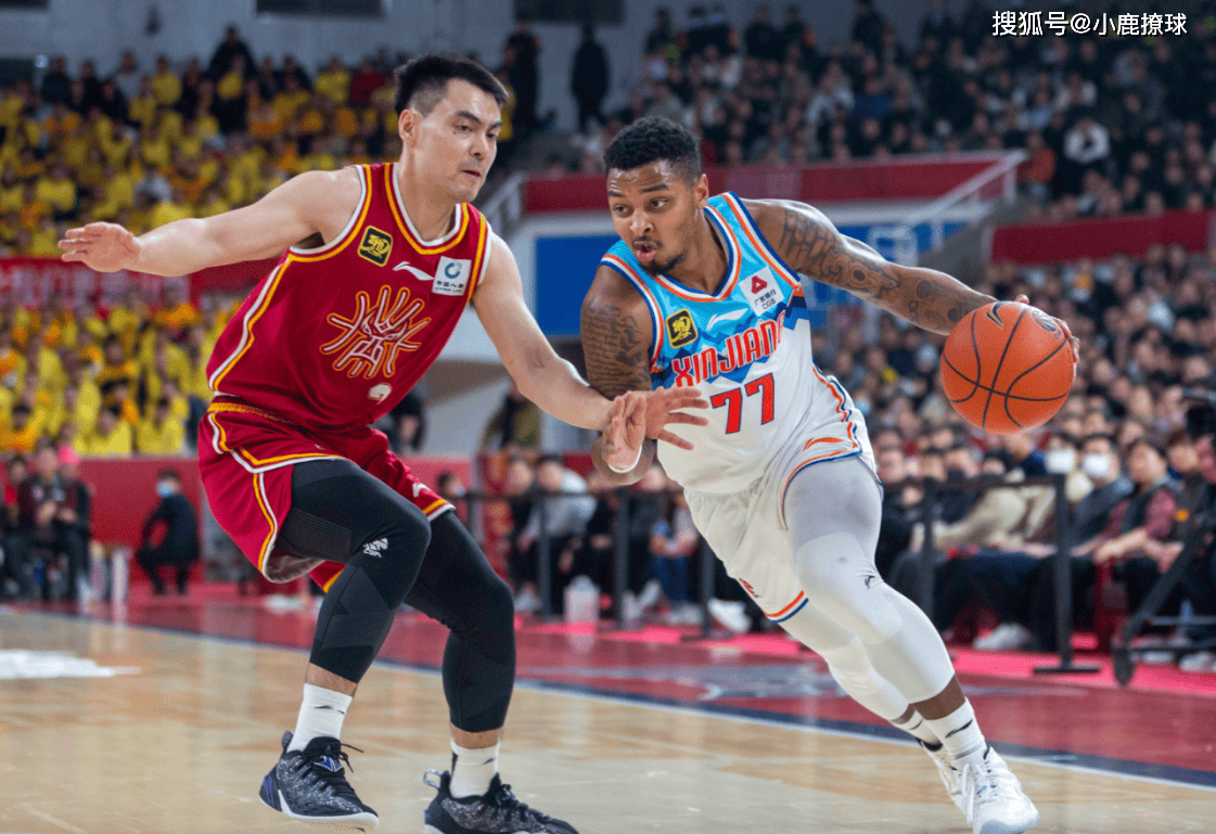 赛地聚焦——CBA常规赛转会期热度飙升，曼城远射贴柱，悬念犹存，训练强度明显提升的简单介绍