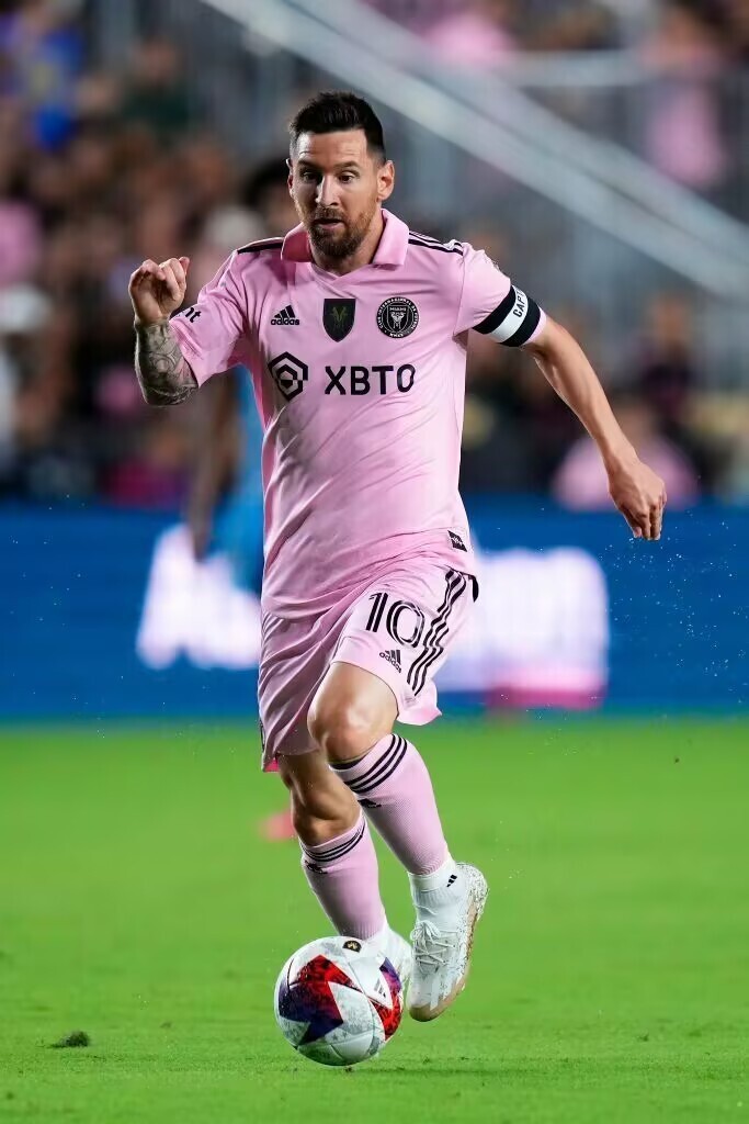 关于梅西连续五场比赛得分超过赛事规则更新，G2挑战极限！的信息