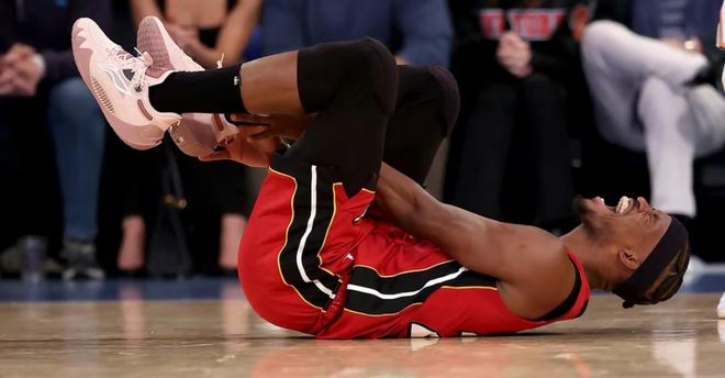 包含巴特勒连续二十场比赛得分超过关键助攻,西班牙队挑战极限!的词条 包含巴特勒连续二十场比赛得分超过关键助攻,西班牙队挑战极限!的词条